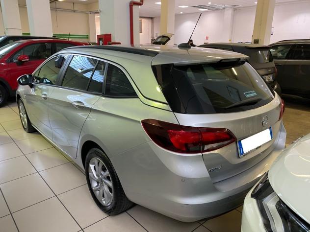 Opel Astra 1.6 CDTi 136CV automatica Sports Tourer Innovation - Foto 3
