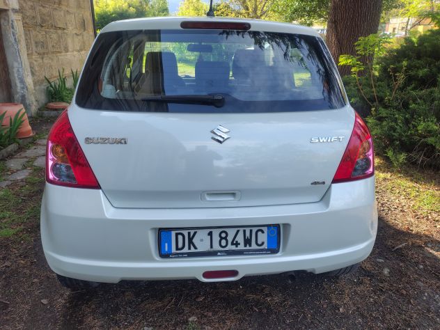 Auto Suzuki Swift 4x4 benzina. - Foto 6