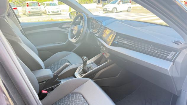 Audi A1 SPB 30 TFSI S tronic line edition LED NAVI KAMERA PDC BLUETOOTH CERCHI 17 CLIMA AUTOMATICO - Foto 10