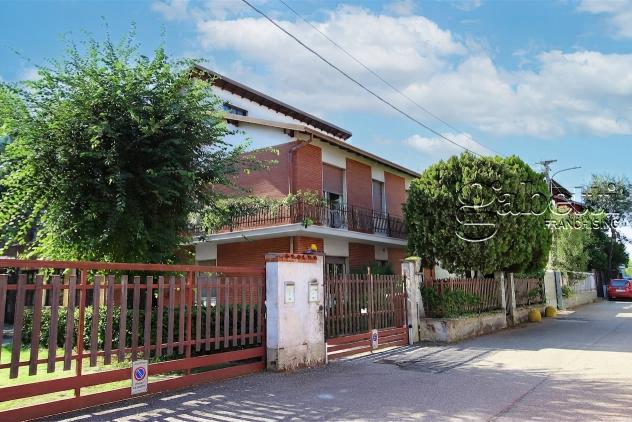 Villa in vendita a Nerviano