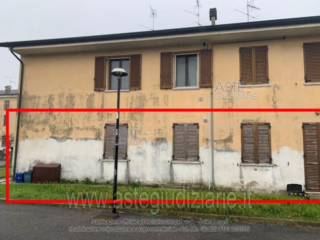 IMMOBILI-IMMOBILE RESIDENZIALE-Piazza IV Novembre, 22, 46010 Redondesco MN, Italia - Foto 3