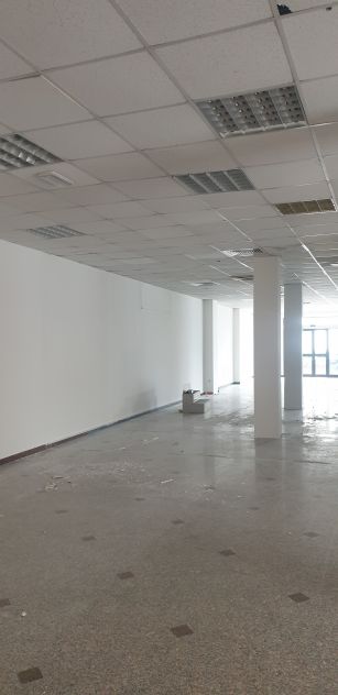 Fittasi locale mq 600 - Foto 6