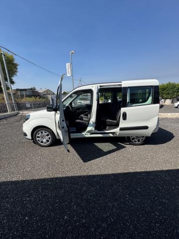 Fiat Doblo Dobl1.6 MJT 105CV PC Combi N1 - Foto 8
