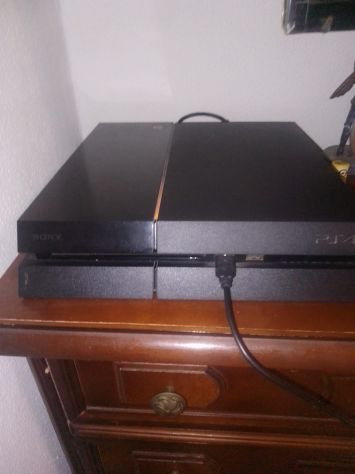 Vendo play station 4 usata funzionante - Foto 8