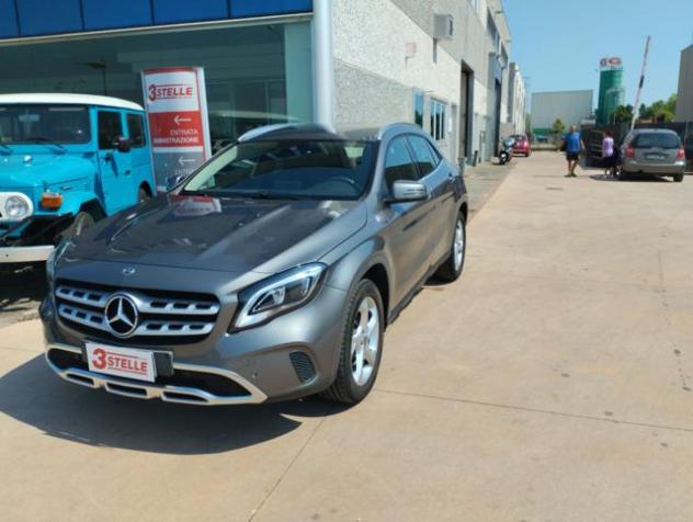 MERCEDES-BENZ GLA 180 d Automatic 4Matic Business rif. 23830836 - Foto 2