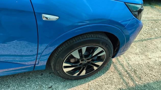 Opel Grandland 1.5 DIESEL ECOTEC CAMBIO AUTOMATICO 2023 KM0 - Foto 9