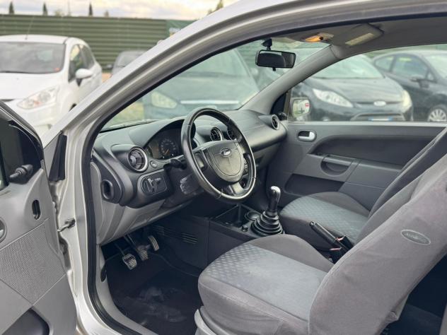 Ford Fiesta 1.2 16V 3p. Ghia Neopatentati - Foto 10