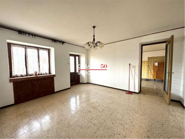 V000695 - COSSOGNO CENTRO, CASA INDIPENDENTE CON GIARDINO - Foto 2