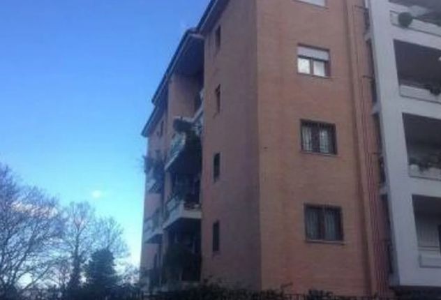 SELVA NERA TRILOCALE CON POSTO AUTO - Foto 2