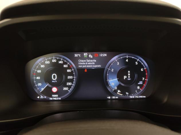Volvo XC40 T3 Geartronic Momentum Pro Camera+Sens. Cerchi 19 - Foto 10
