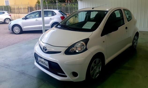 Toyota Aygo 1.0 BENZ. - 2014 - KM. 170 MILA!!! - Foto 4