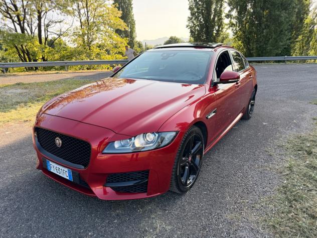 Jaguar XF 2.0D 240 CV AWD R-Sport full pelle tetto EXPORT