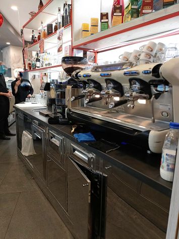 bar gelateria pasticceria tav.calda zona prenestino cedo in vendita - Foto 6