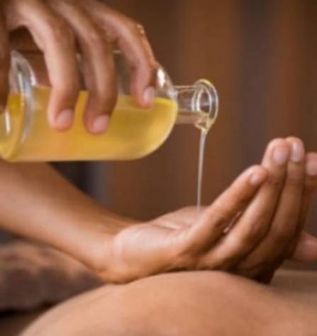 PORDENONE-- DONNA MATURA X LINGAM YOU AND ME--*LA MILF DELLA PORTA ACCANTO ** BELLA **CALMA PASSIONALE** HOT MASSAGGI - Foto 2 Tel:3279193316