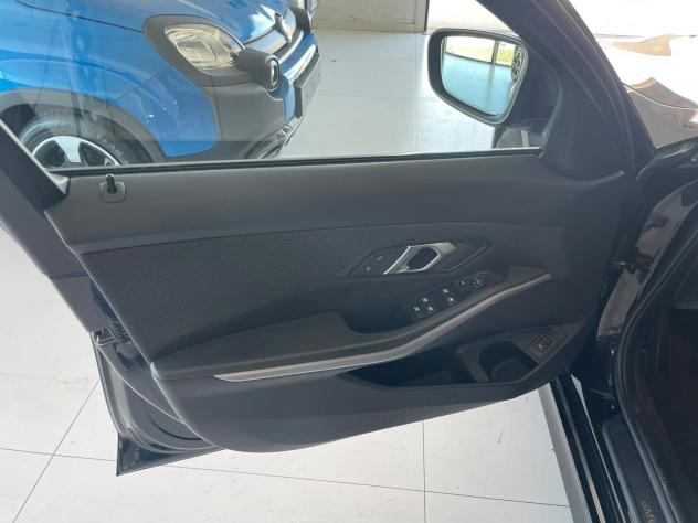 BMW Serie 3 318d Business Advantage - Foto 8