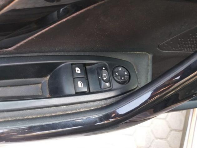 PEUGEOT 208 1.4 HDi 68CV 3p. rif. 18563404 - Foto 10