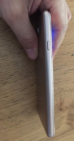 Huawei Y6 oro LYO-L01 16GB RAM 2GB - Foto 5