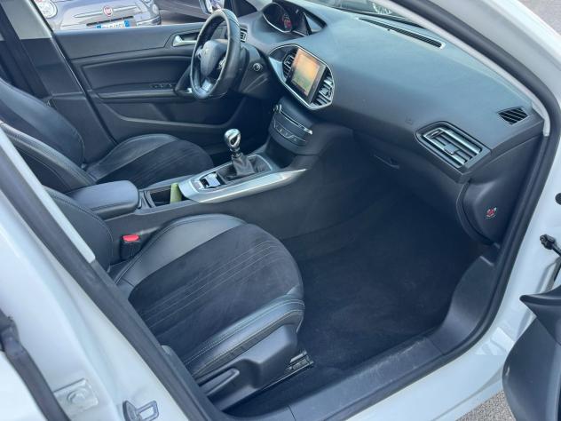 Peugeot 308 1.6 BlueHDI 120cv Allure - Foto 9