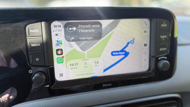 Hyundai i10 1.0 AUTOMATICA 66CV UNICO PROPRIETARIO PRONTA CONSEGNA CARPLAY - Foto 6