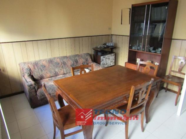 Casa indipendente di 110 m² con 5 locali in vendita a Front - Foto 2