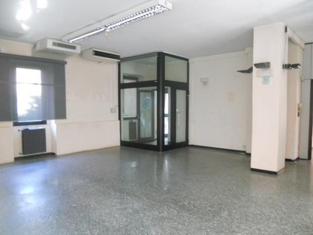 Immobile di 425 m² con 4 locali in affitto a Rho - Foto 16