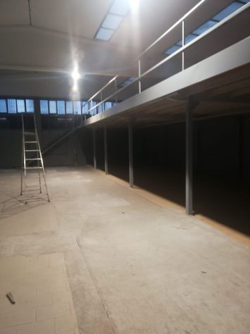 🏗️ VENDESI SOPPALCO INDUSTRIALE IN FERRO
