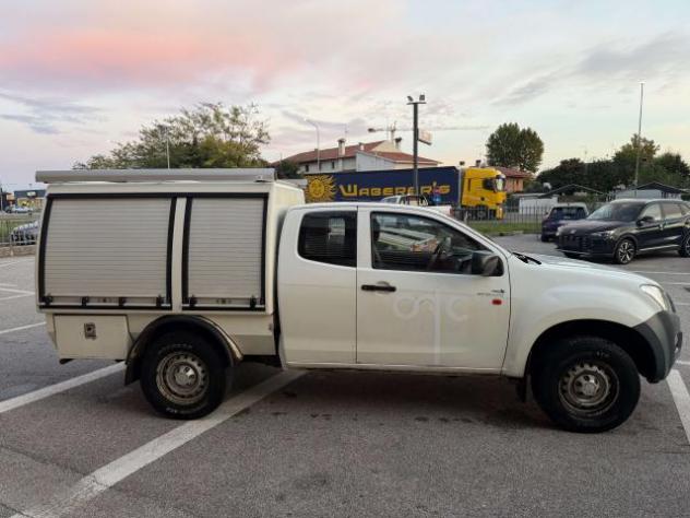 Isuzu D-Max 2.5 td space Satellite 4x4 - Foto 10