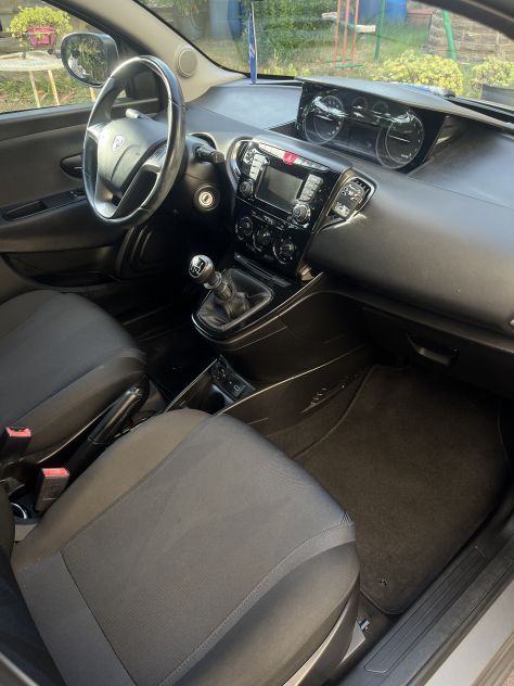 Lancia Ypsilon Gpl - Prezzo trattabile - Foto 3