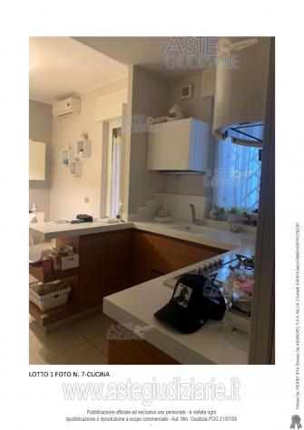 IMMOBILI-IMMOBILE RESIDENZIALE-Traversa III di Via Ludovico D'Angiò n. 22 - Foto 8