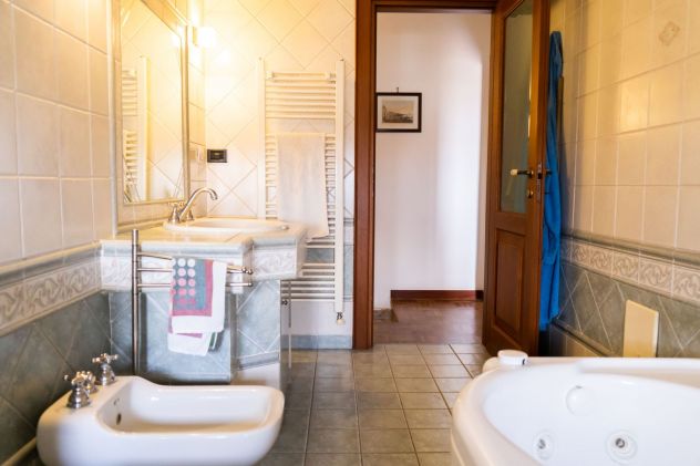 VILLA A SCHIERA SU DUE LIVELLI - Foto 10