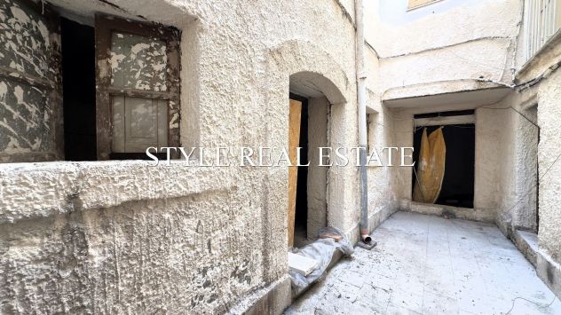 ORTIGIA PALAZZO INDIPENDENTE DIVISIBILE CON TERRAZZO - Foto 6