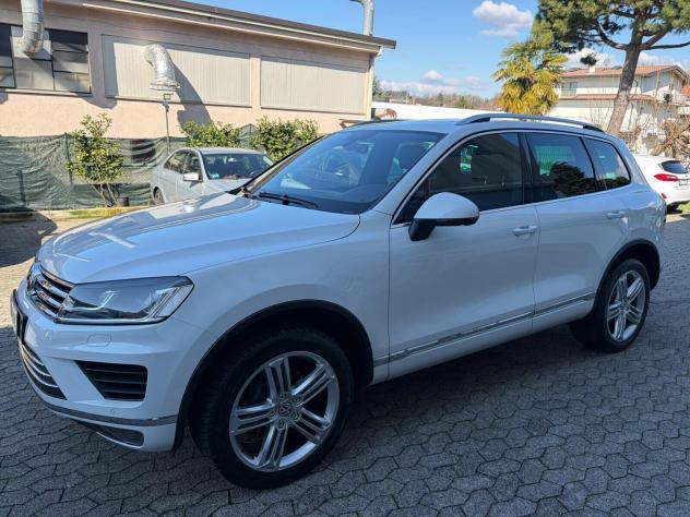 Volkswagen Touareg 3.0 TDI 204 CV tiptronic R-LINE*EURO6*FULL - Foto 2