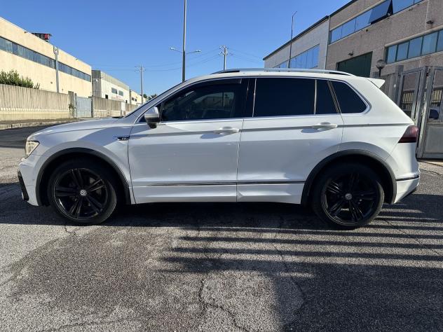 Volkswagen Tiguan 2.0 TDI SCR 110KW Advanced BMT DSG - Foto 3