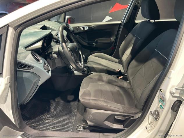 FORD Fiesta 1.5 TDCi 75 CV 5p. - Foto 3