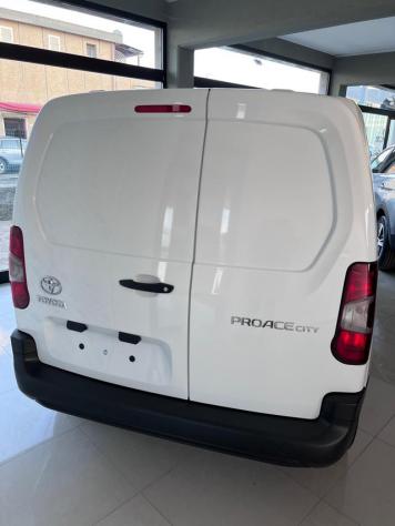 TOYOTA Proace City 1.2 110 CV S&S PC 4p. Active rif. 16773056 - Foto 4