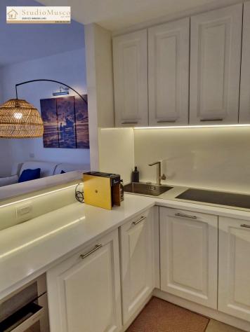 APPARTAMENTO di 3 vani e di 75 mq (CAPRI) rif. CVPZZ_1 - Foto 17