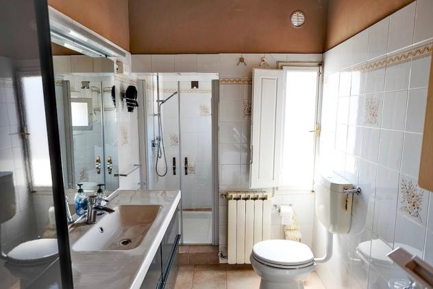 APPARTAMENTO di 4 vani e di 75 mq (FIRENZE) rif. D114_3 - Foto 17
