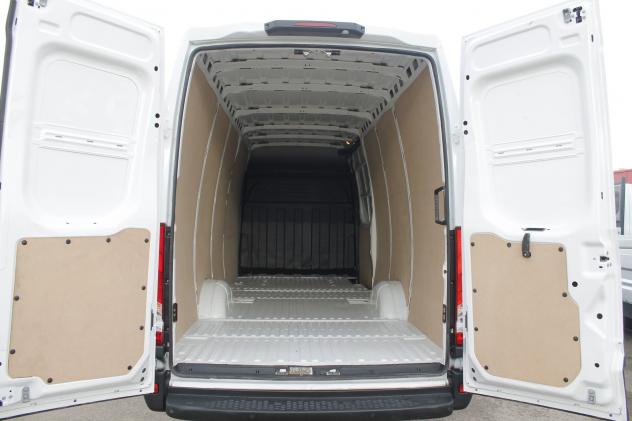 Iveco Daily 35S140 FURGONE 3 POSTI L4H2 HI-MATIC - Foto 5