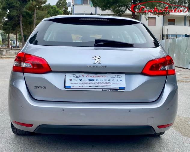 Peugeot 308 1.6 131CV automatica BlueHDi 120 S&S SW Allure - Foto 10