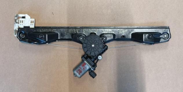 ALZACRISTALLO PORTA ANT.D. 999-U1305684 Carrozzeria  Lamierati esterni  Porte  Alzacristallo por FIAT - NEW PANDA - 2012  2024