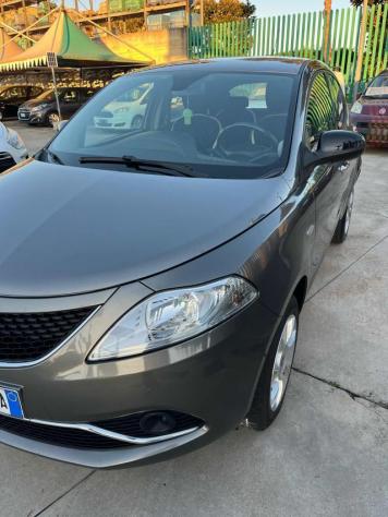 LANCIA Ypsilon 0.9 TwinAir 85 CV 5 porte Metano Ecochic Platinum rif. 23193465 - Foto 7