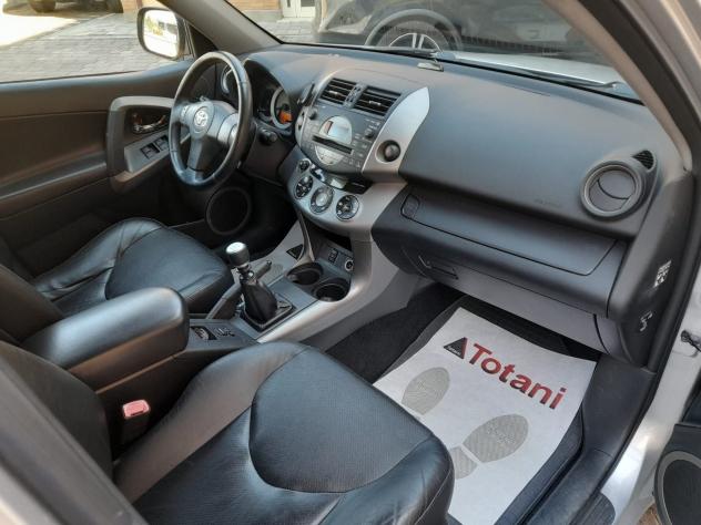 Toyota RAV4 III 2.2 d-4d Luxury 177cv - Foto 6
