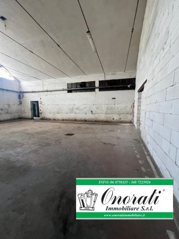 MQ 350 ROMA, ZONA VIA DI SALONE, Rif.V-638. - Foto 4