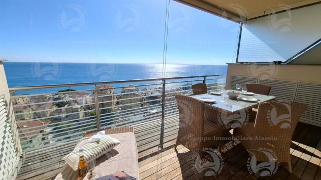 Alassio, appartamento vista mare con terrazzo vivibile, posto auto coperto e cantina - Foto 11
