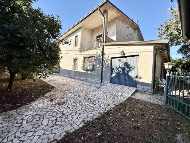 “La casa delle 2 dimore” con 2 appartamenti e parchetto alberato - Foto 5