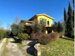 Villa in vendita a Montuolo - Lucca 300 mq  Rif: 1394666