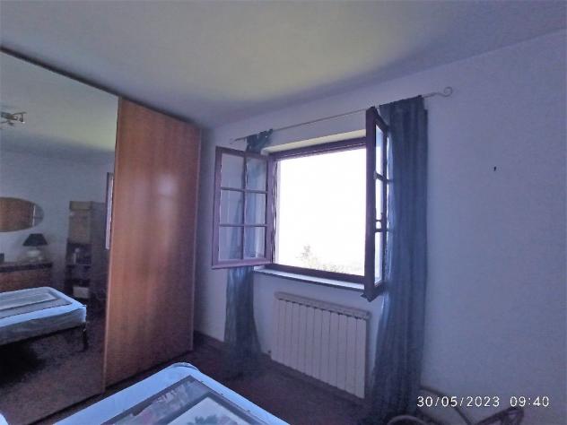 APPARTAMENTO INDIPENDENTE di 5 vani e di 90 mq (MASSAROSA) rif. 136 - Foto 13