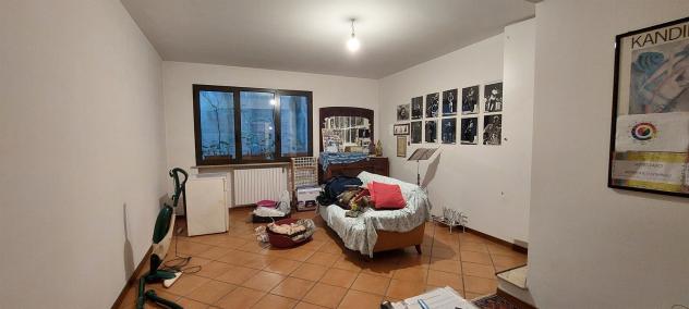 MONZA - Ampio trilocale in affitto con giardino e taverna - Foto 15
