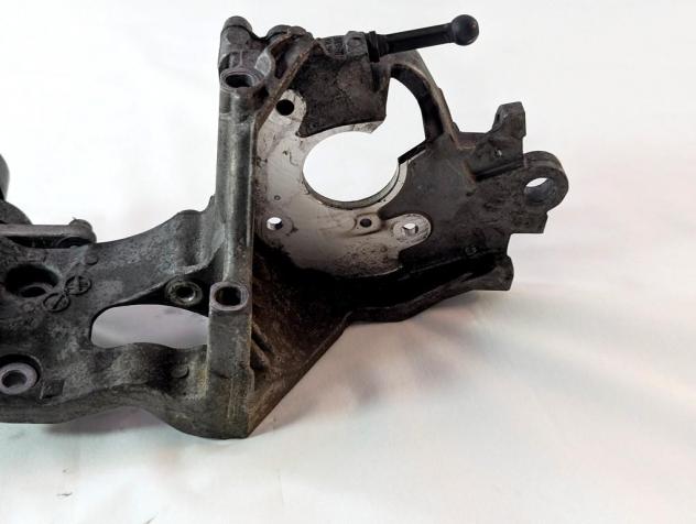 04L903143D SUPPORTO ALTERNATORE SKODA KAMIQ 1.6 D 85KW AUT 5P (2020) RICAMBIO USATO - Foto 3