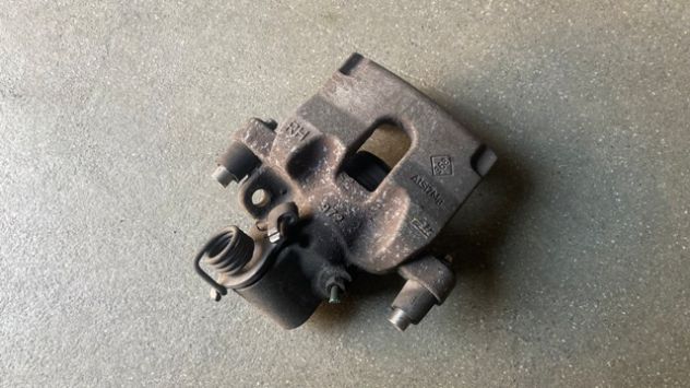 Pinza freno posteriore DX Renault Laguna 3 del 2012